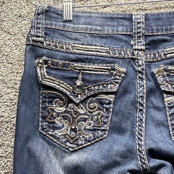 LA Idol/USA Women's Size 5 29x28 Embroidered Slightly Distressed Bling Jeans EUC - Picture 4 of 10